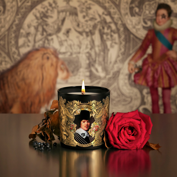 CORETERNO, Свеча ароматизированная, 240 г, The Revolution